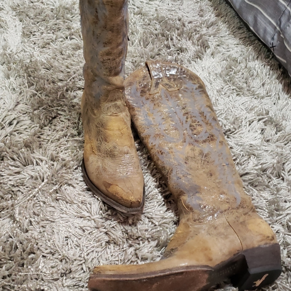 Old Gringo Boots!!πββοΈπ - Picture 3 of 8